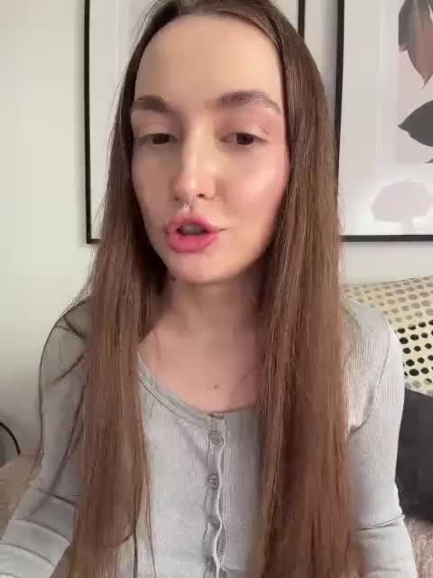 ChloeMeow Adult Chat April 17, 2026