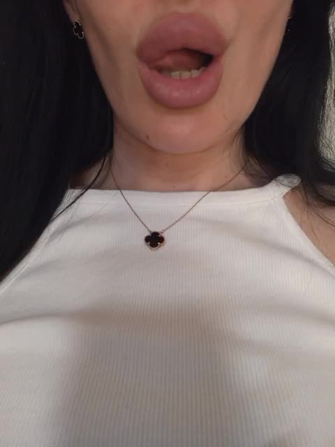 Black_chick Adult Chat April 17, 2026