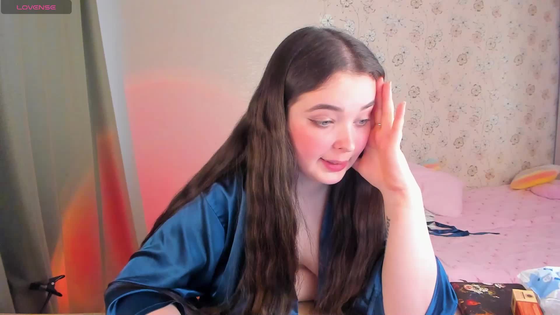 Alicenextdoor Adult Chat April 17, 2026