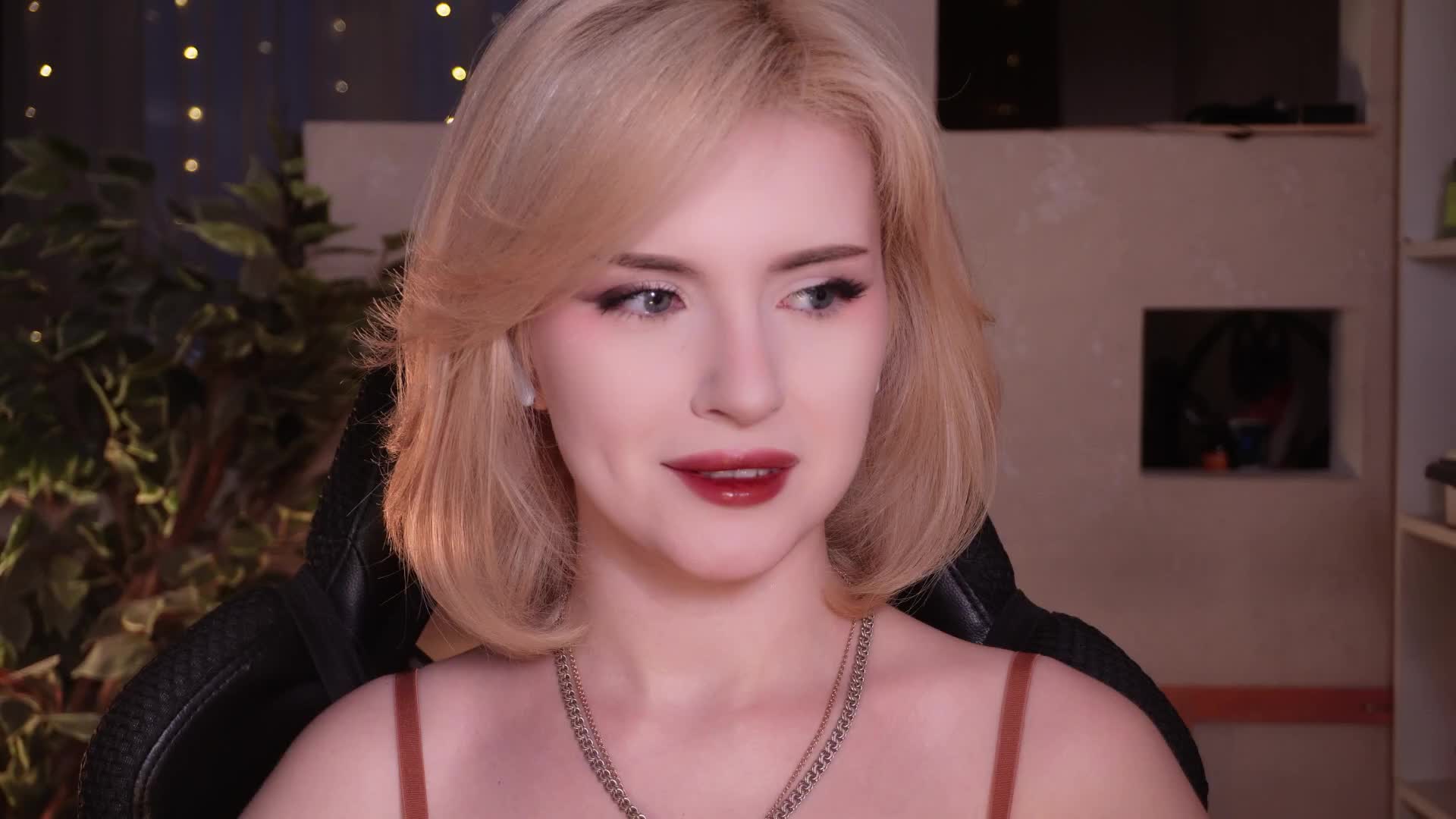 Chris_Foxx Adult Chat April 17, 2026