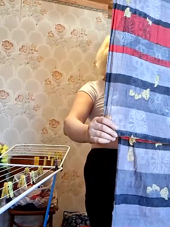 Vika211 Adult Chat April 16, 2026