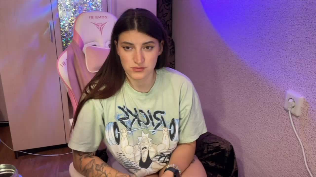 Katrinmiss Adult Chat April 17, 2026