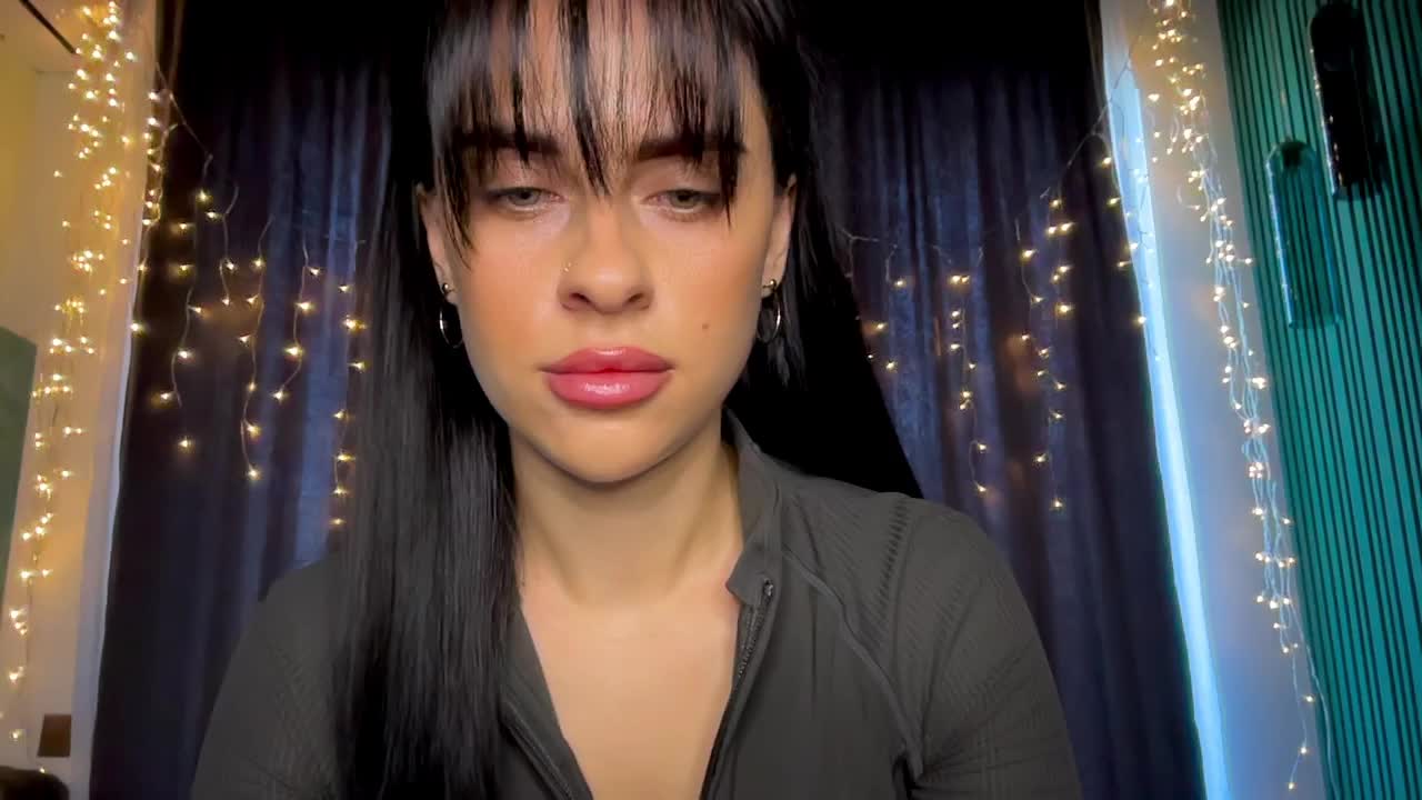 OHUEVSHAYA Adult Chat April 17, 2026