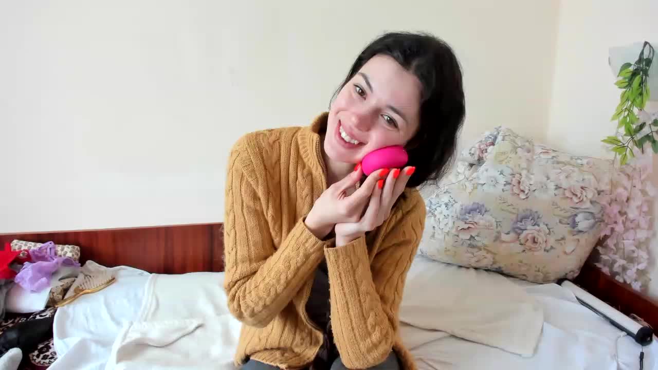 Honeykrisspussy Adult Chat April 16, 2026