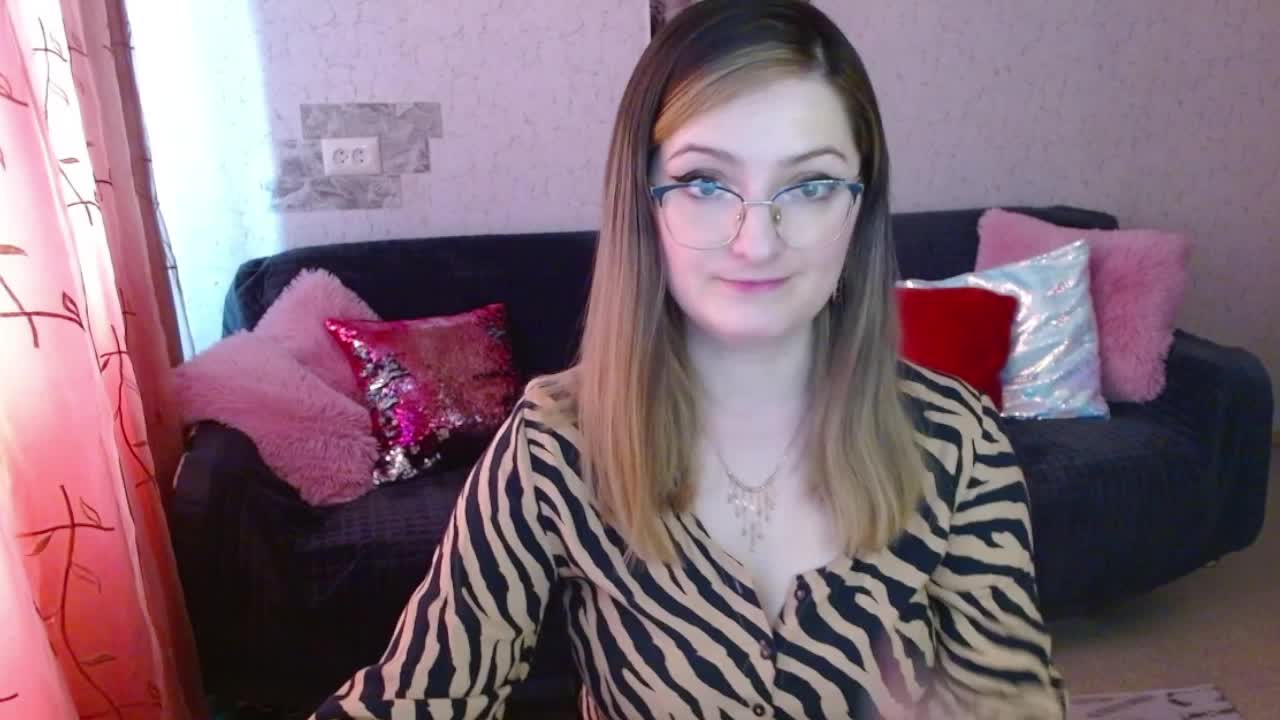 tastyAriel Adult Chat April 16, 2026