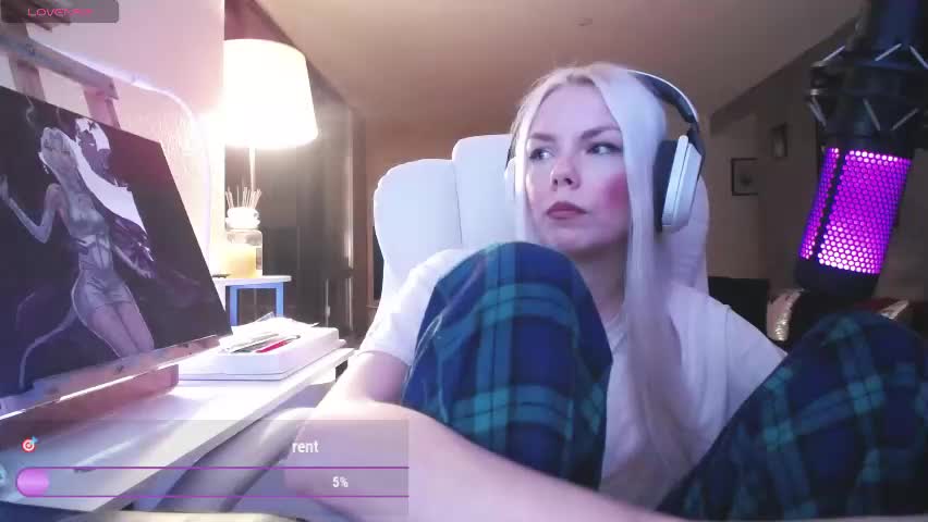tinykylie Adult Chat April 17, 2026