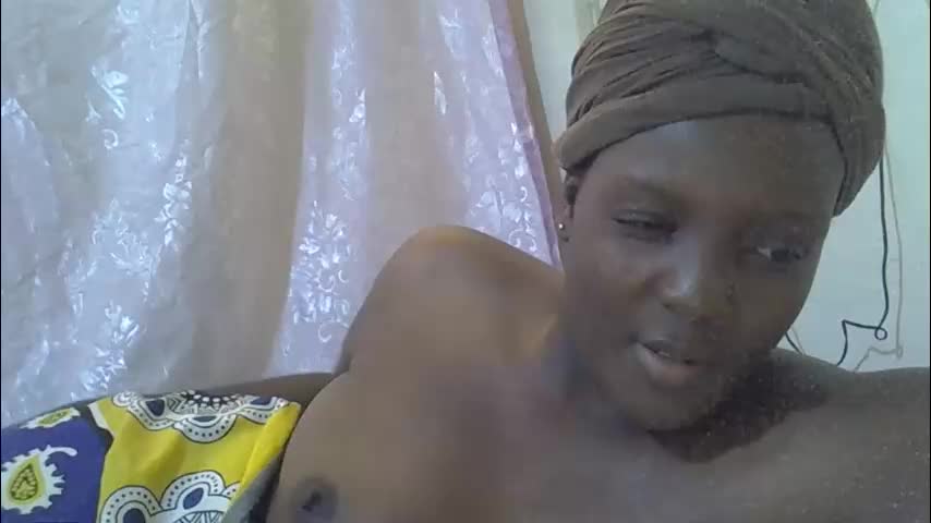 hot_raylah Adult Chat April 17, 2026