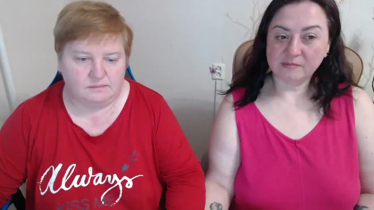 XMollyJaneEX Adult Chat April 17, 2026