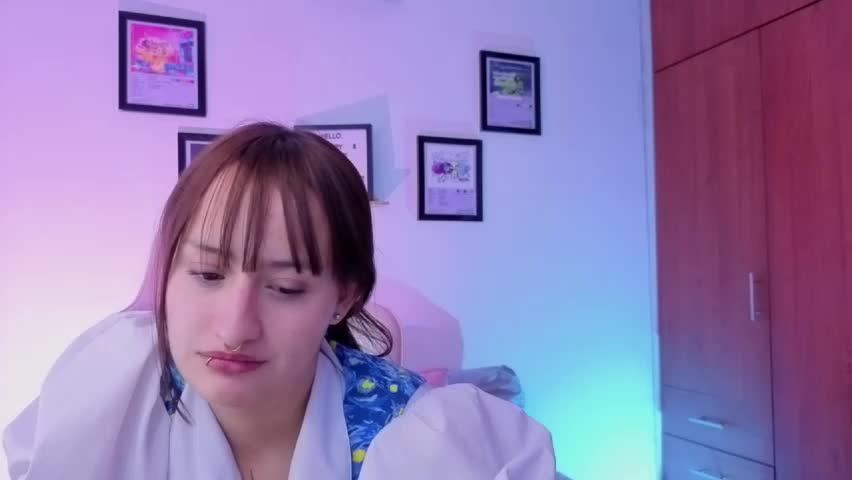 nathalia_ramirez_ Adult Chat April 17, 2026