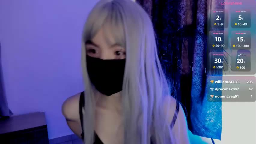 im_akako Adult Chat April 17, 2026