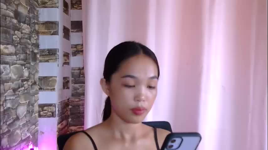 thessssy Adult Chat April 17, 2026