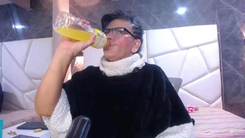 jennifer_0717 Adult Chat April 17, 2026