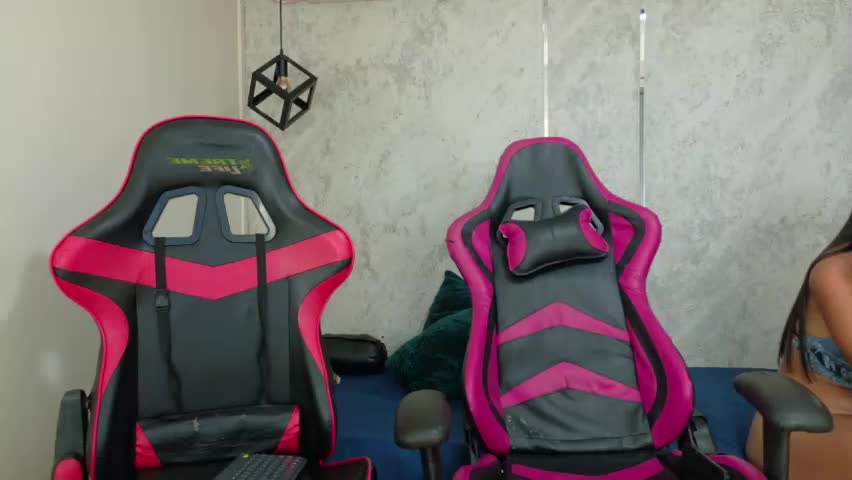 dani_lue Adult Chat April 17, 2026