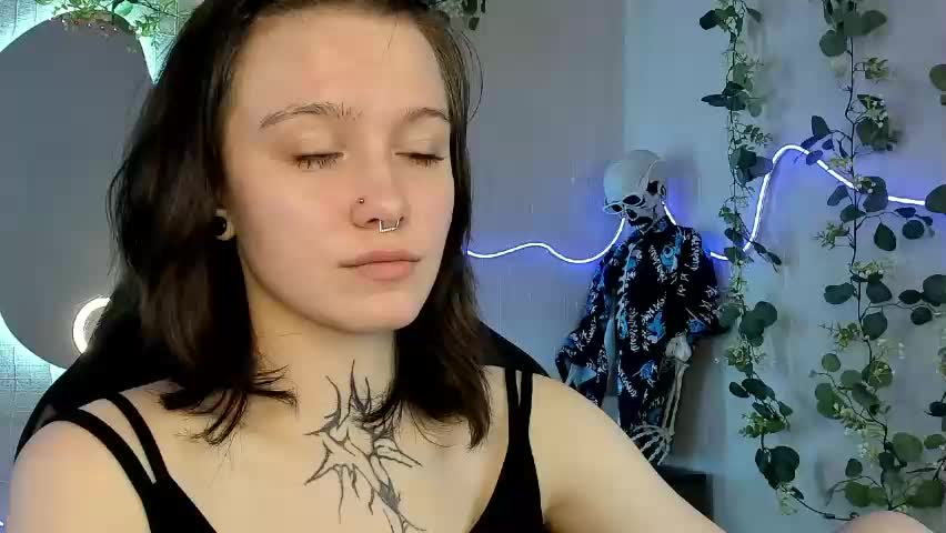 elastikiss Adult Chat April 17, 2026