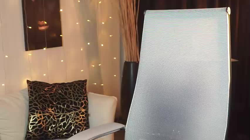 evemundie Adult Chat April 17, 2026