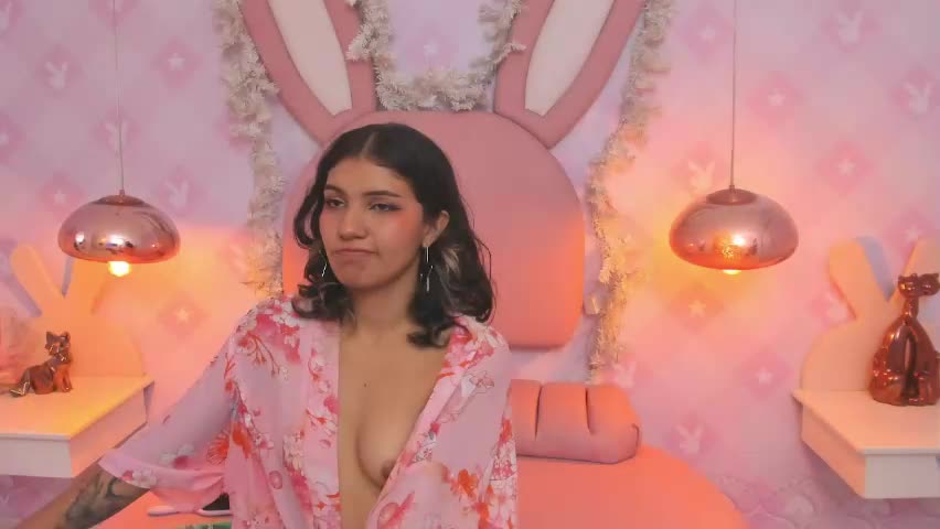 miia_desire Adult Chat April 17, 2026