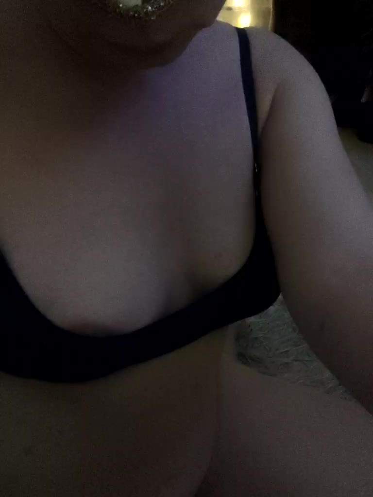 Koshkaxxx Adult Chat April 17, 2026