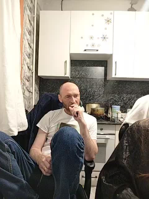 KeshVi777a Adult Chat April 17, 2026