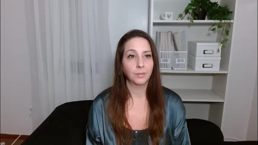 misscaralia Adult Chat April 17, 2026