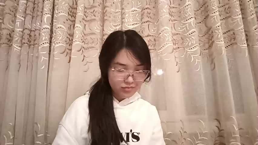 josephinepantle Adult Chat April 17, 2026