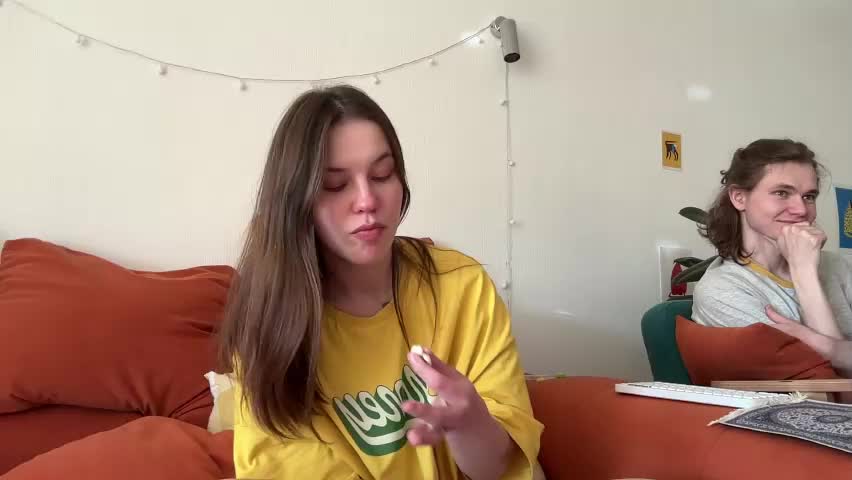 di_n_alex Adult Chat April 17, 2026