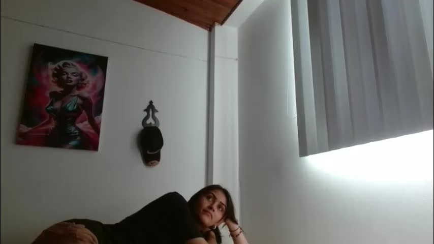 crystal_starx Adult Chat April 17, 2026