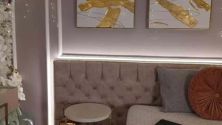 ali_miko_ Adult Chat April 17, 2026