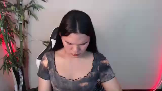 ready2care4youbabe Adult Chat April 17, 2026