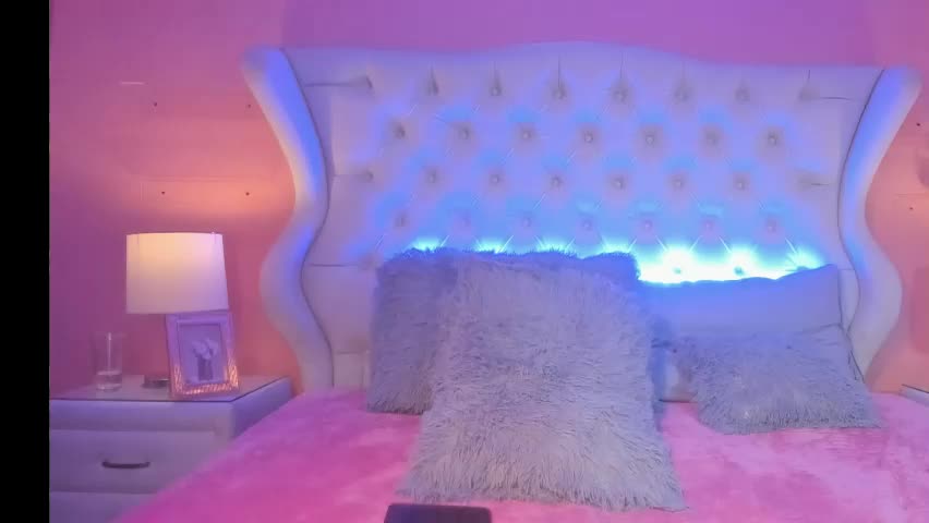 nikkyhearts Adult Chat April 17, 2026