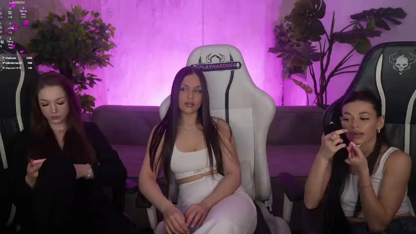 bright_diamonds_054 Adult Chat April 17, 2026