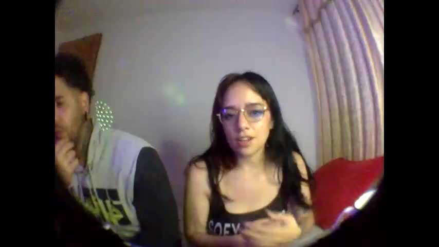 bella_and_koko Adult Chat April 17, 2026