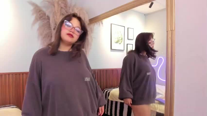 amberbenelli Adult Chat April 17, 2026