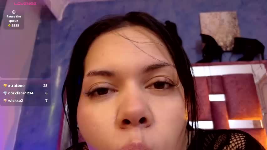 alahiia_lee Adult Chat April 17, 2026