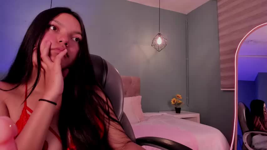 camii_bunnie Adult Chat April 17, 2026