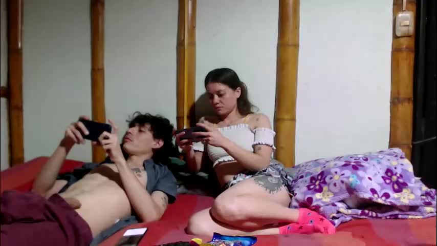 miahells Adult Chat April 17, 2026