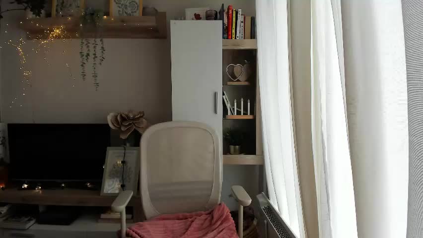 bestgirl_ofthe_neighborhood Adult Chat April 17, 2026