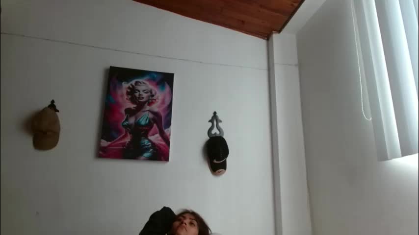 crystal_starx Adult Chat April 17, 2026