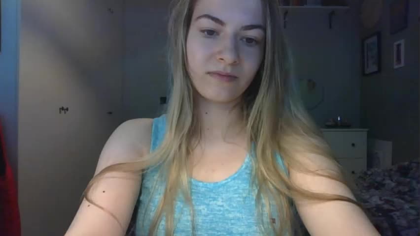 rosie_june Adult Chat April 17, 2026