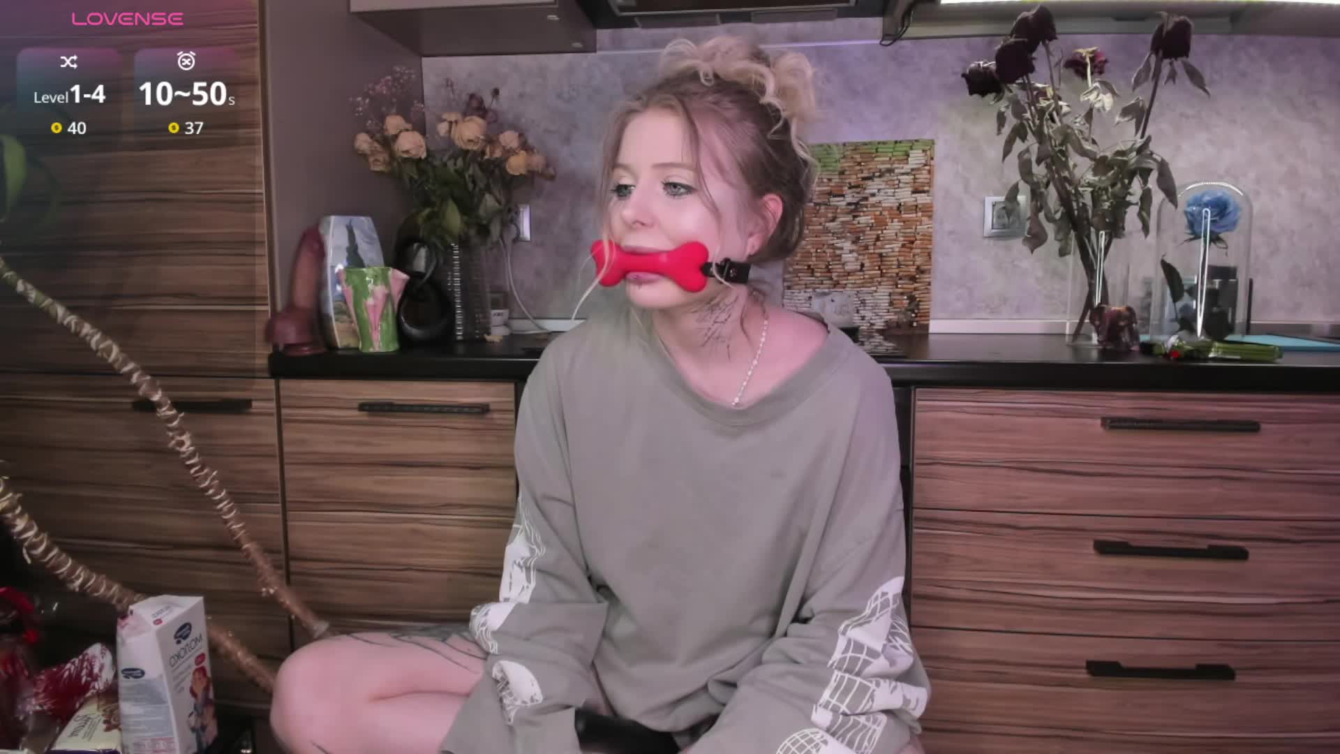 goth-bimbo Adult Chat April 17, 2026