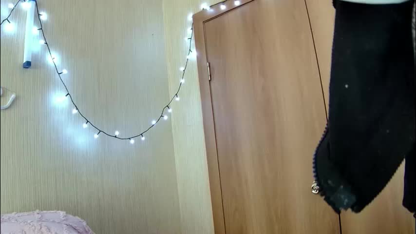 elza_com Adult Chat April 17, 2026