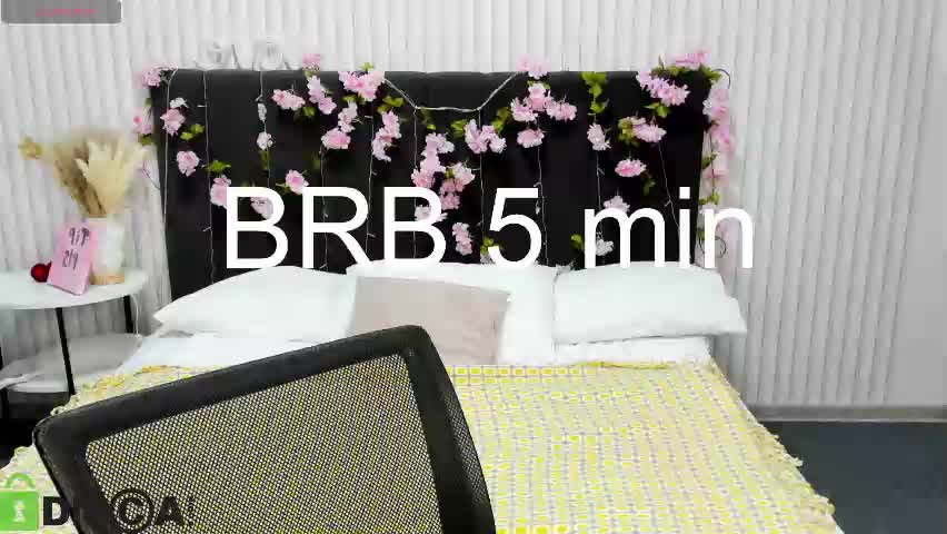 nicky_r0se Adult Chat April 17, 2026