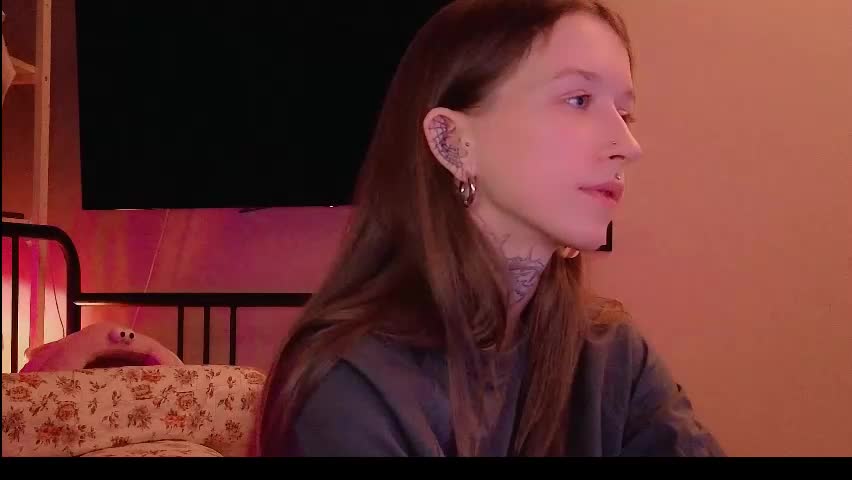 fran_bow Adult Chat April 17, 2026