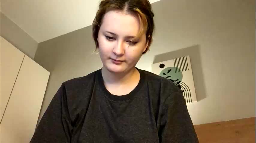 foxydollkate Adult Chat April 17, 2026