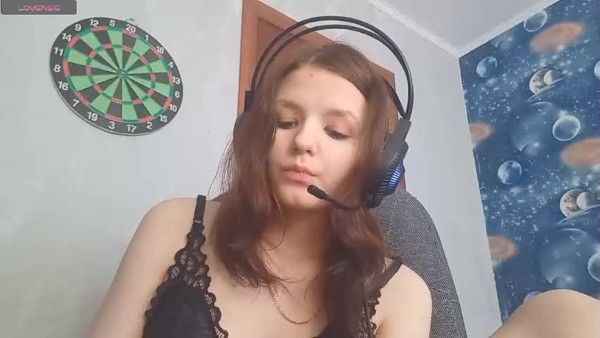 lynnettegustason Adult Chat April 17, 2026