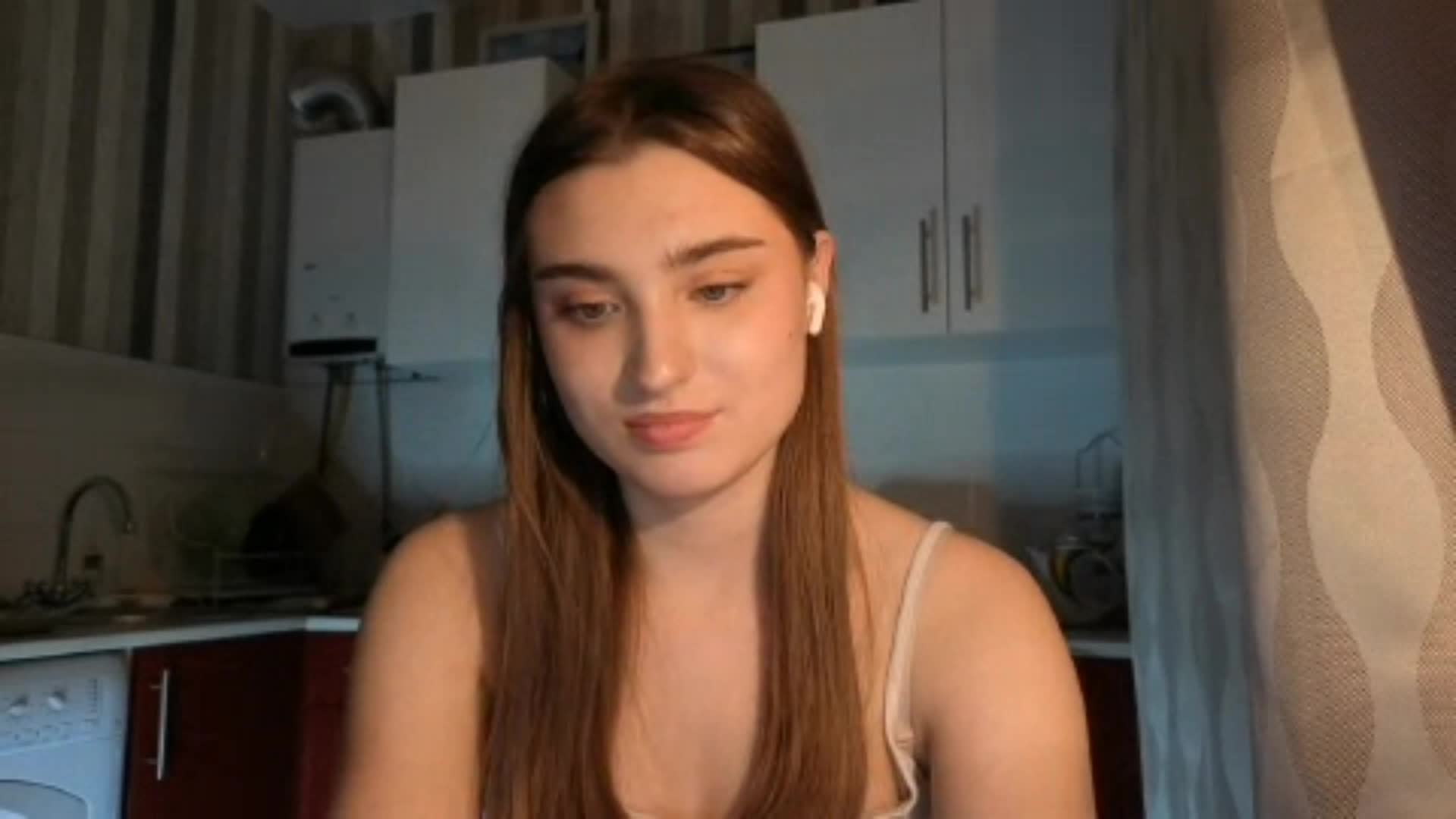 ChristiaPettet Adult Chat April 17, 2026