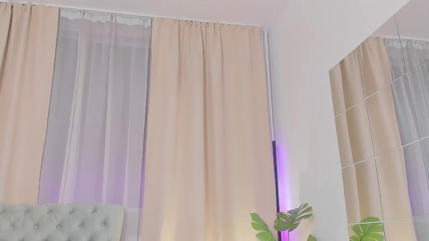 _xhotbaby Adult Chat April 17, 2026