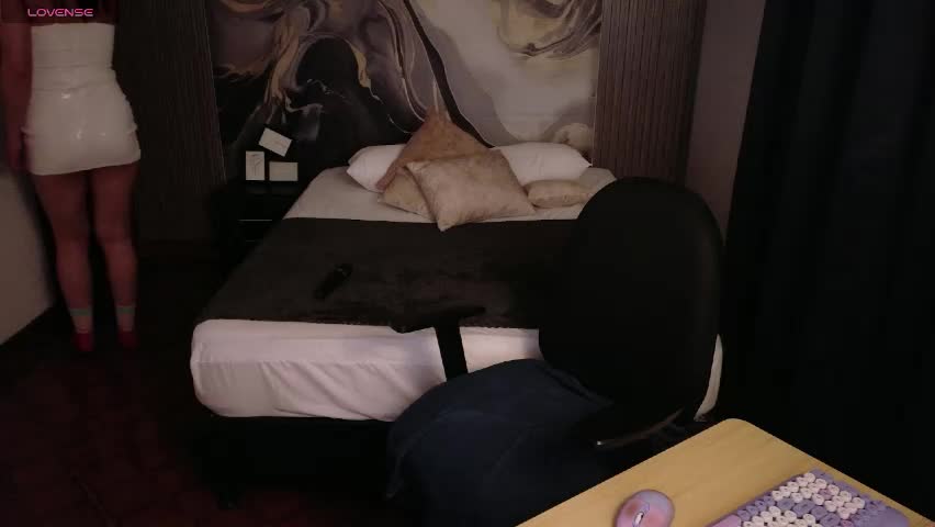 tiffanycherry_ Adult Chat April 17, 2026