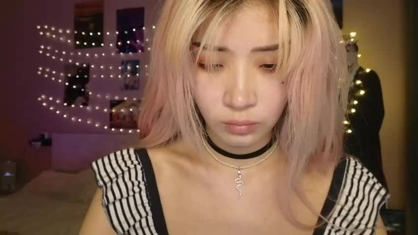 _eve____ Adult Chat April 17, 2026