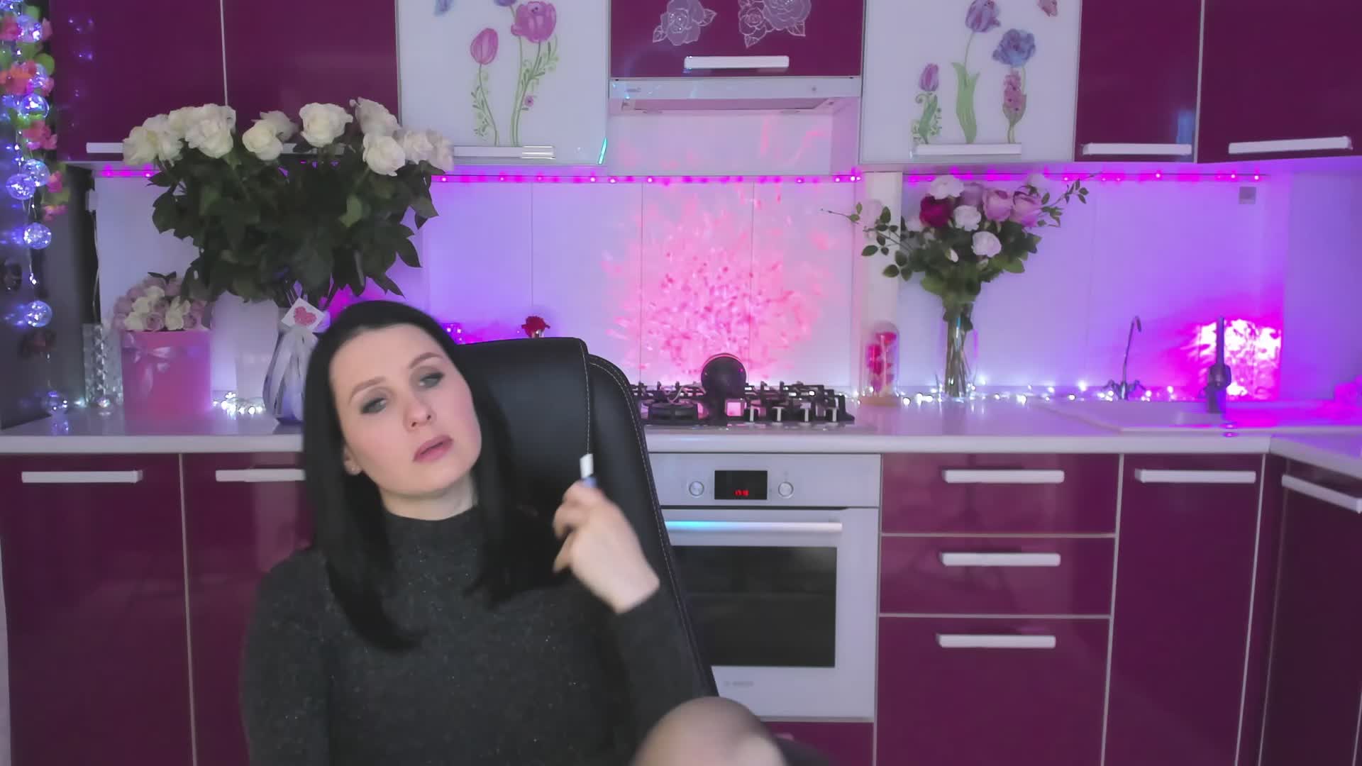 Olivija2020 Adult Chat April 17, 2026