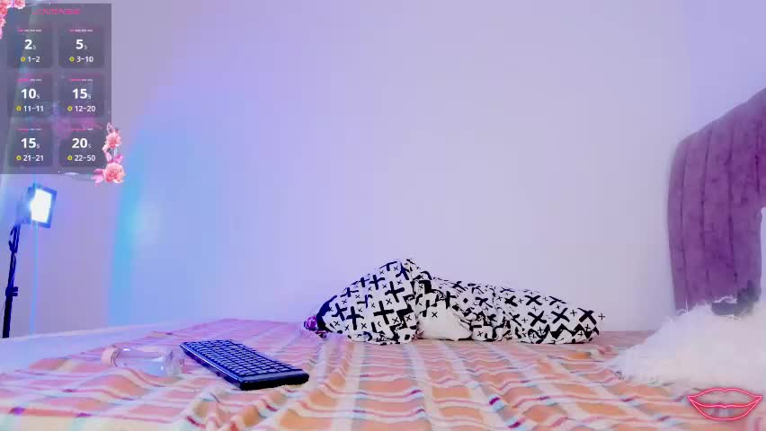 ninivelvet Adult Chat April 17, 2026